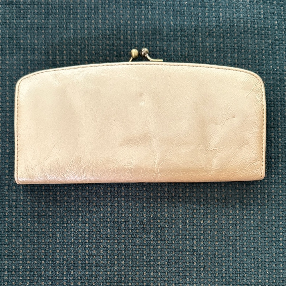 Elegant Cream Leather Clutch